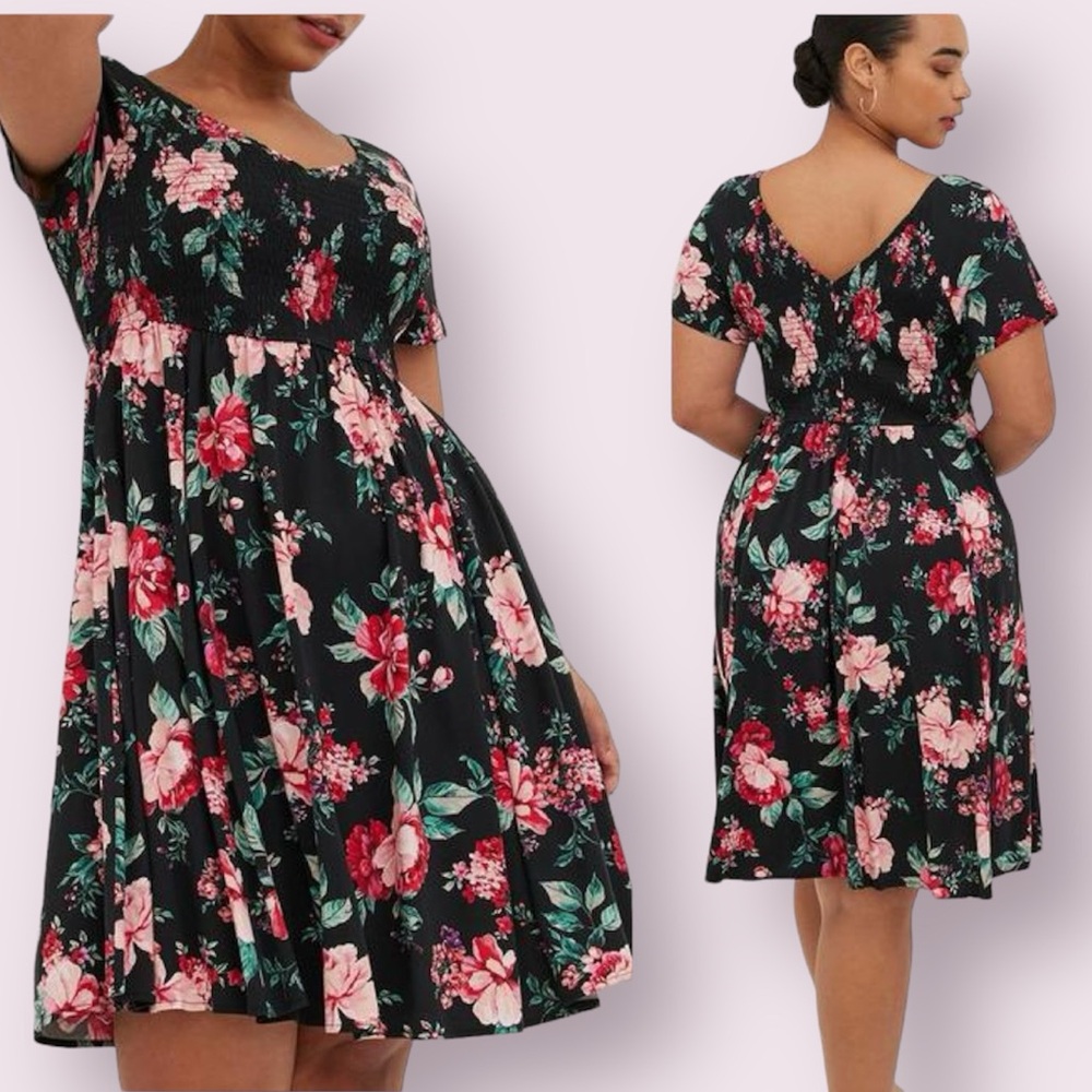 Torrid Smocked Floral Skater Challis Dress Short Sleeve Black Pink Green Size 1X